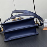  smart carryall bag styled with outfit