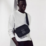  signature everyday bag detail view showing craftsmanship 14