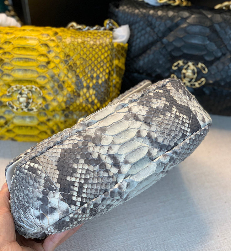  mid purse view 10