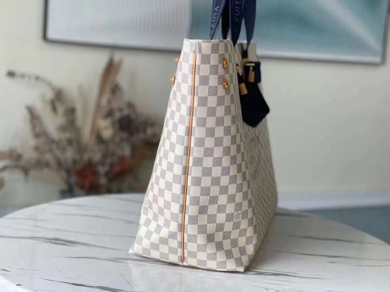 Close-up detail of refined statement women's handbag – women's luxury accessory