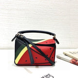 Ziva's Charm handbag – close-up view (18cm*11cm*7.5cm)
