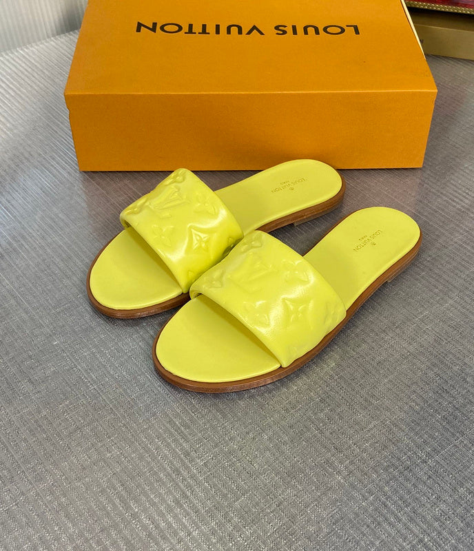 Louis Vuitton shoes Style 314 - back heel detail