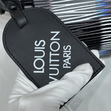  timeless everyday bag detail view showing craftsmanship 8