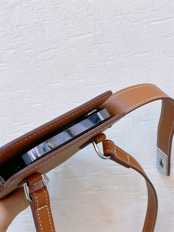  signature satchel detail view showing craftsmanship