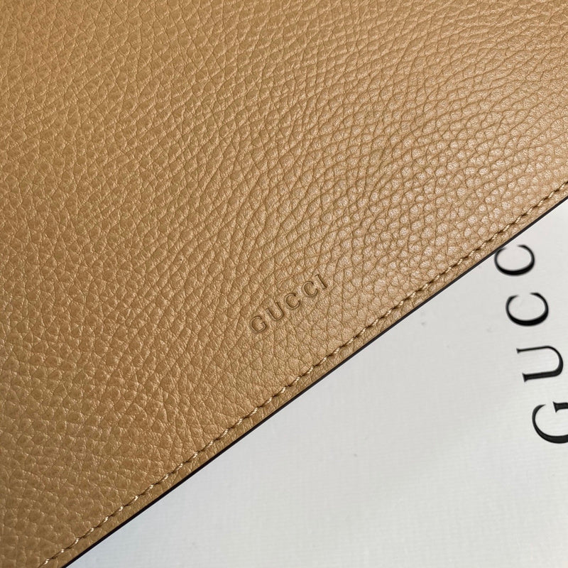 Styled lifestyle shot of structured sleek women's handbag – women's designer-style accessory