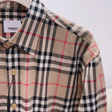 Back view of Burberry luxury piece style No.062