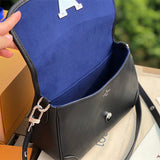  Statement carryall bag front view 13
