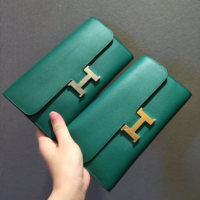 Everyday-Ready bag shown from front angle