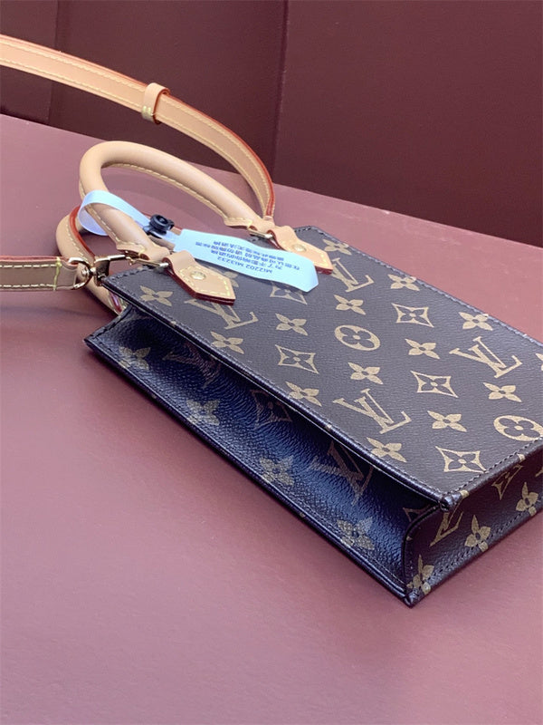  structured everyday bag styled with outfit