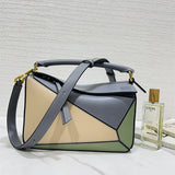 Ziva's Charm handbag – full view (24cm*16cm*10cm)