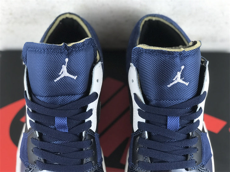 Nike classic monochrome luxury sneakers view 14 heritage-inspired look