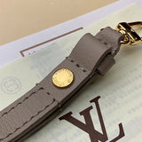  Smart crossbody bag carried on shoulder 28
