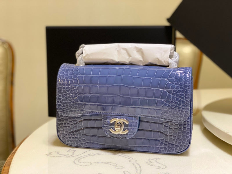  mid purse view 8