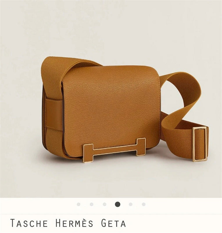  Chic everyday bag carried on shoulder 22