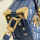 Handle and strap detail of structured premium women's handbag – women's designer-style accessory