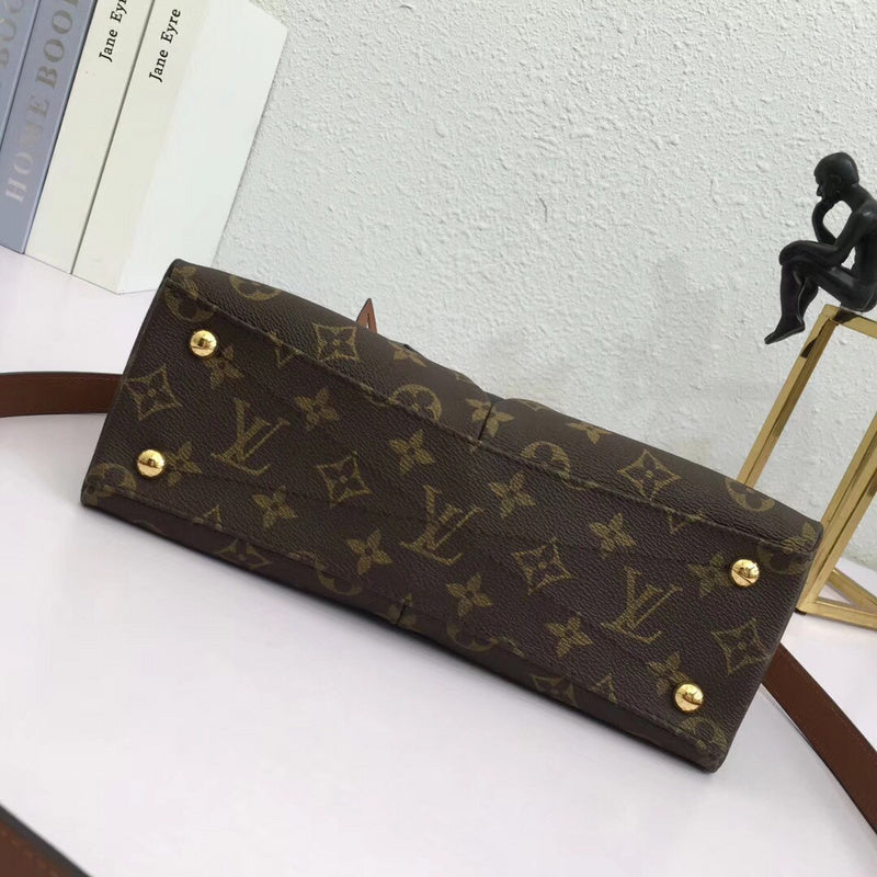 Styled lifestyle shot of structured sleek women's handbag – women's premium purse