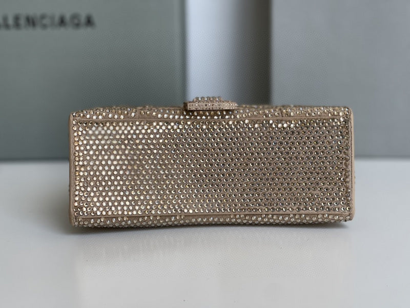 Zivas Charm Effortless Sophistication Statement Handbag (Everyday Luxury Essential) – Side Profile