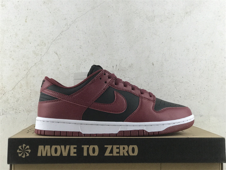 Nike Streetwear sneakers in two-tone breathable knit upper front view