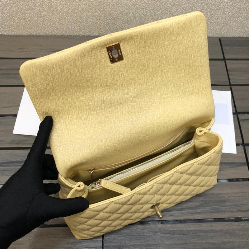  handbag, spacious everyday style, image 2