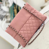 Zivas Charm Modern Minimalist Look Fashion Handbag (Everyday Luxury Essential) – Detail View