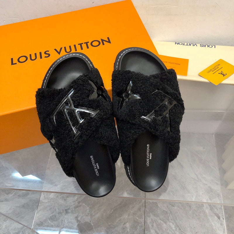 Louis Vuitton shoes Style 329 - packaging and accessories (alternate angle)