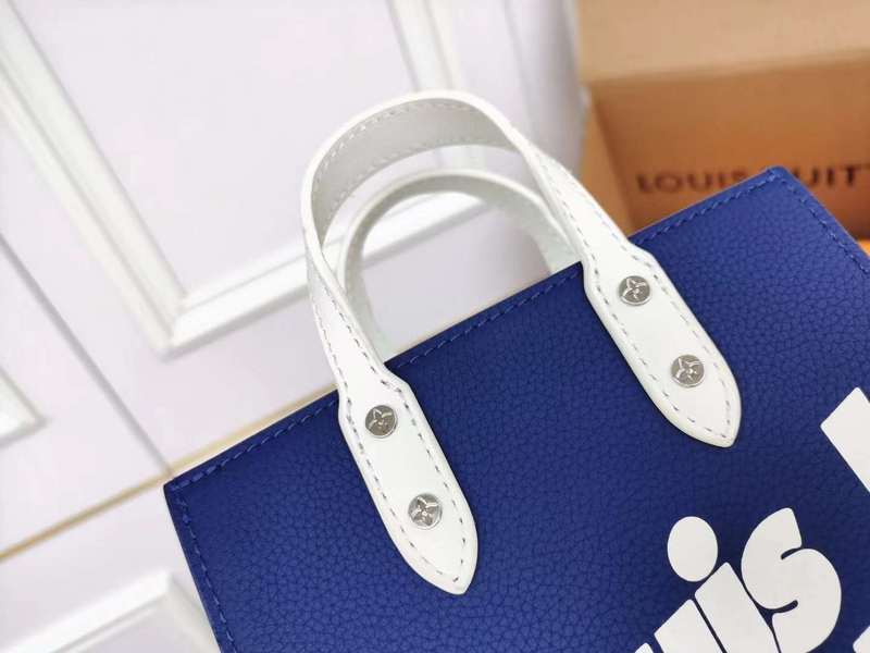 Interior view of premium chic women's handbag – women's luxury accessory