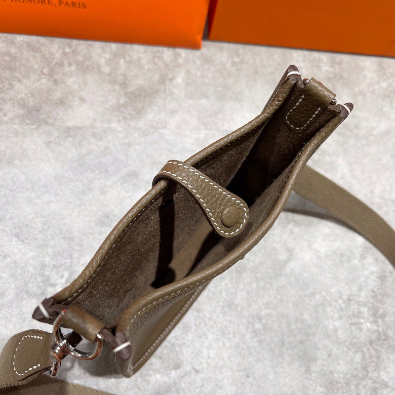 Minimalist bag women's premium everyday handbag