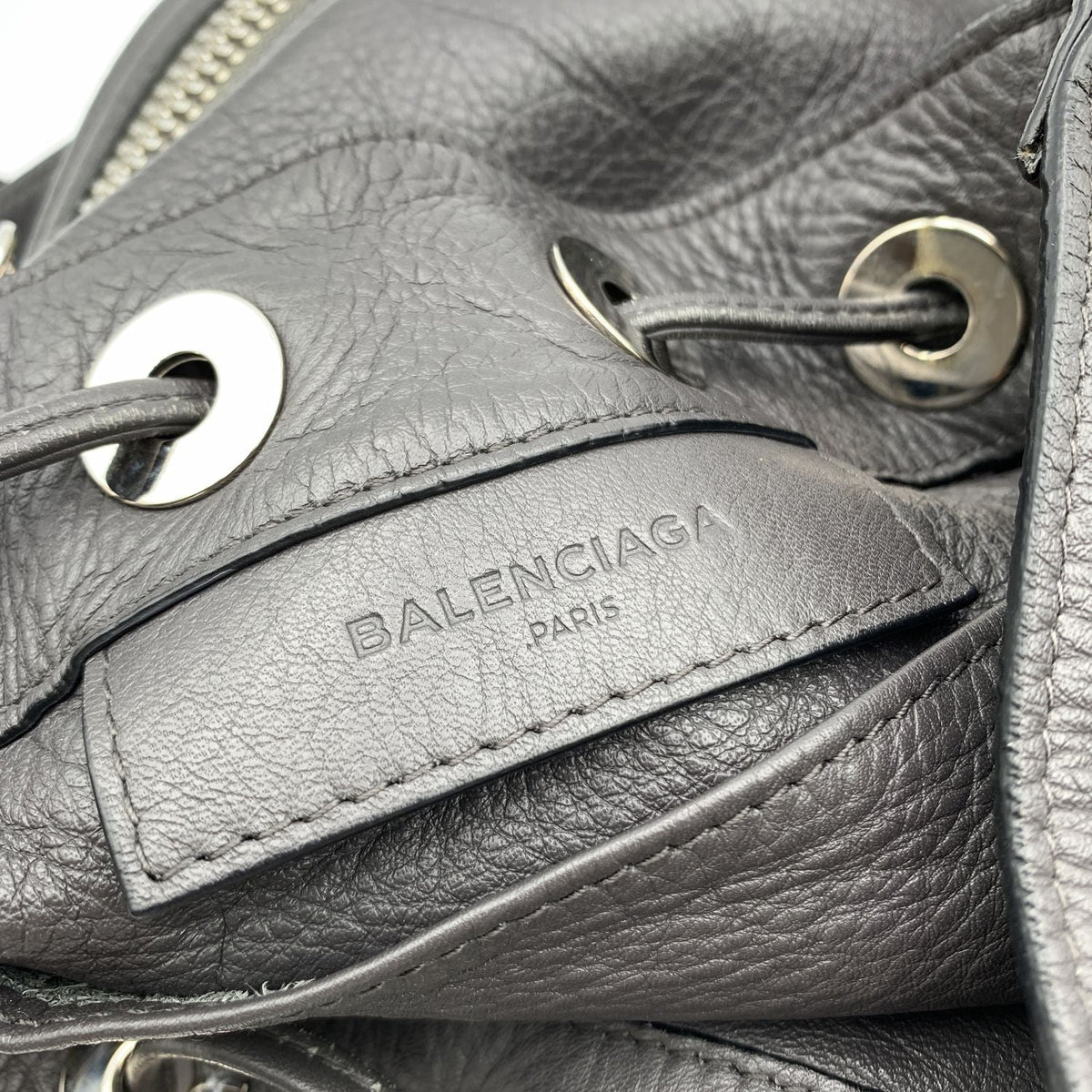 Balenciaga Shoulder Bag Papier Plate — Designer Shoulder Bag
