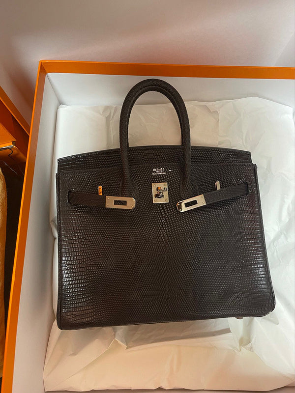 Interior view of modernist premium bag