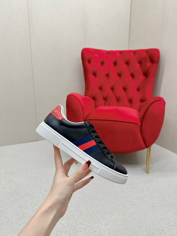Gucci tonal black luxury sneakers view 5 chunky sole construction