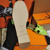 Hermès Nude Block Heel Sandals - Sole Detail View
