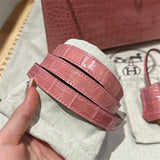  sophisticated shopper bag detail view showing craftsmanship 8