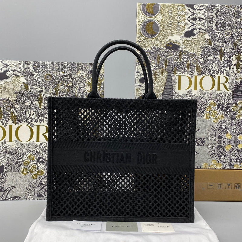 Side profile of structured elevated women's handbag – women's premium purse