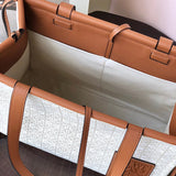 Ziva's Charm handbag – detail view (35cm*27cm*19cm)