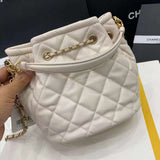 Zivas Charm Effortless Elegance Designer Handbag (Refined Modern Silhouette) – Detail View