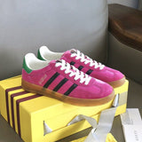 Gucci bold contrast luxury sneakers view 9 minimalist modern build