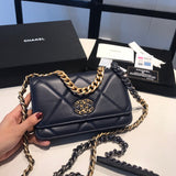 Zivas Charm Everyday Sophistication Fashion Handbag (Considered Detail & Form) – Close-Up Detail