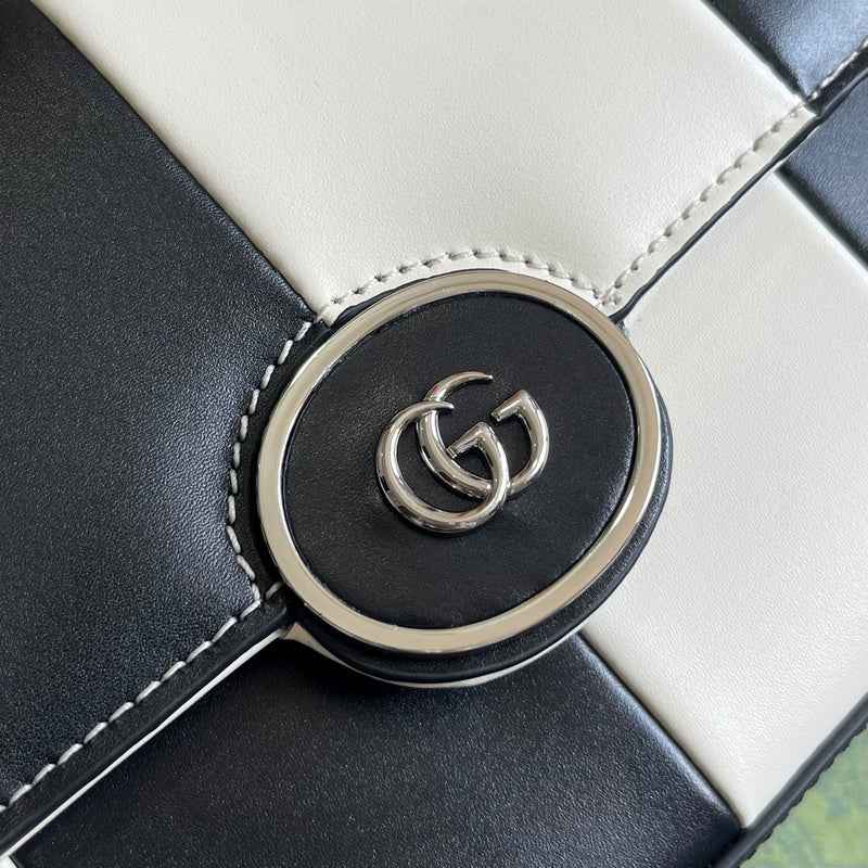 Handle and strap detail of refined statement women's handbag – women's premium purse