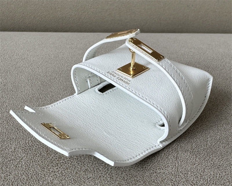 Side view of effortless structured handbag