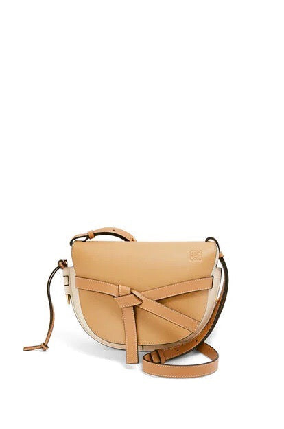 Ziva's Charm handbag – styled view (25cm*18cm*12cm)