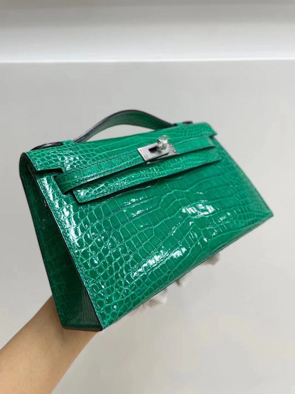 Smart handbag styled for everyday wear