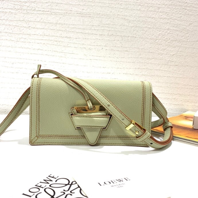 Ziva's Charm handbag – side angle view (20cm*10cm*4cm)