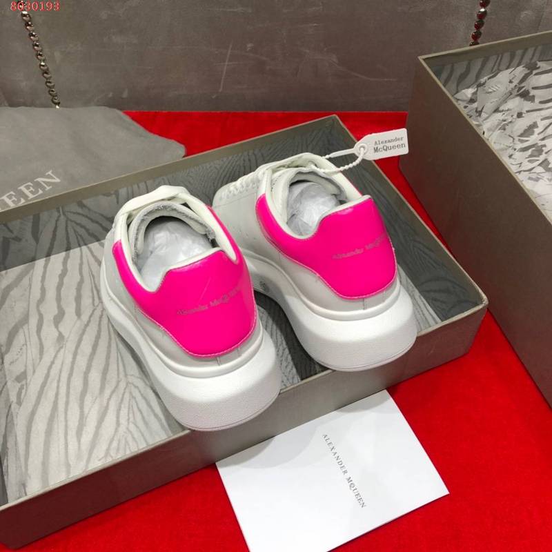 Alexander McQueen fresh white-and-black luxury sneakers view 10 streetwear statement look
