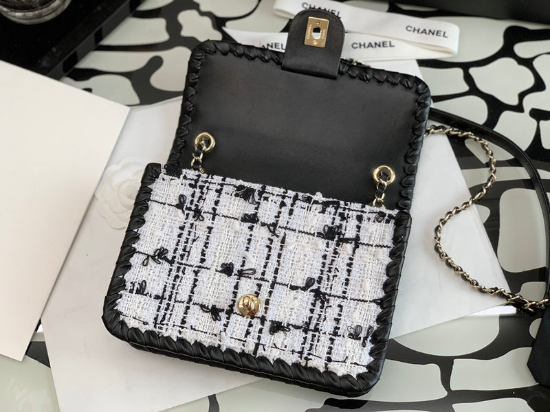  mid purse view 9
