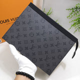 Close-up detail of elevated polished women's handbag – women's designer-style accessory