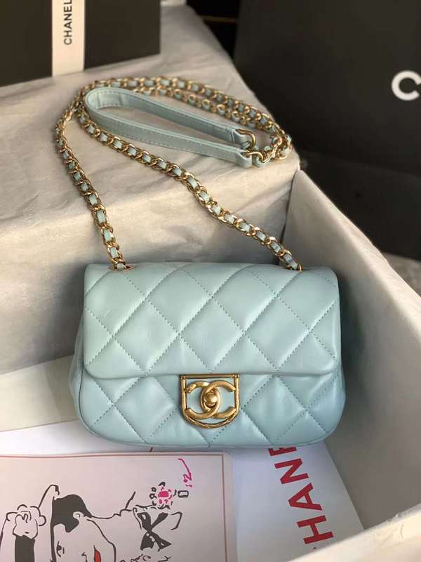 Zivas Charm Modern Edge Everyday Handbag (Effortless Style Upgrade) – Styled Look