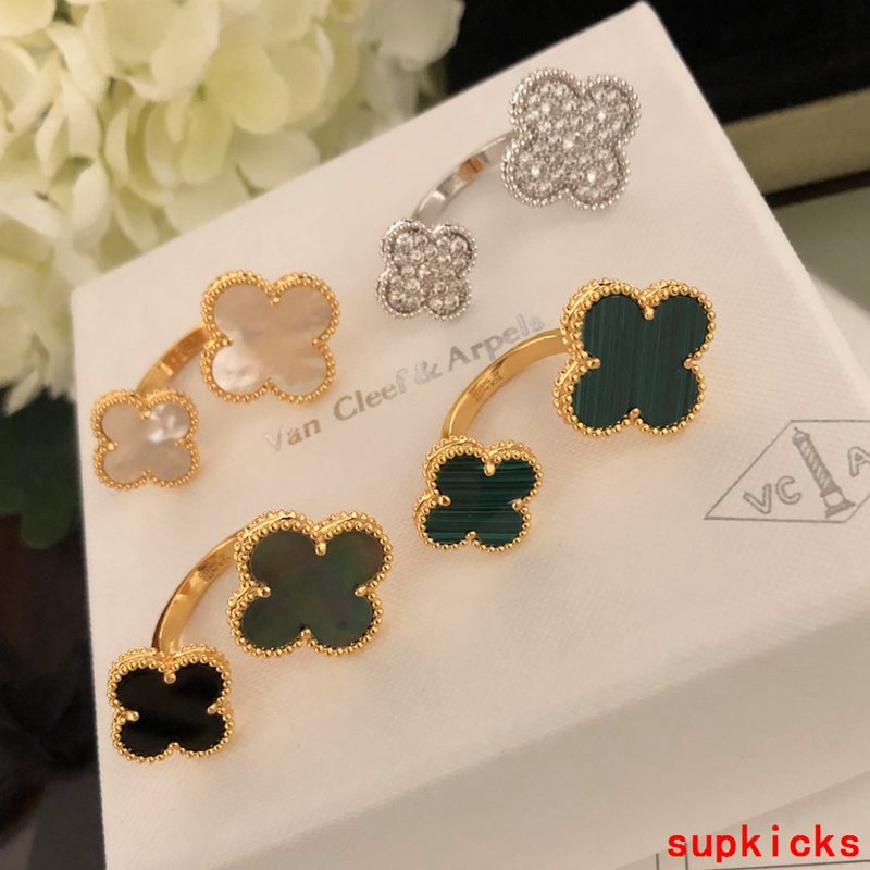 Front view of Van Cleef & Arpels unisex jewelry piece