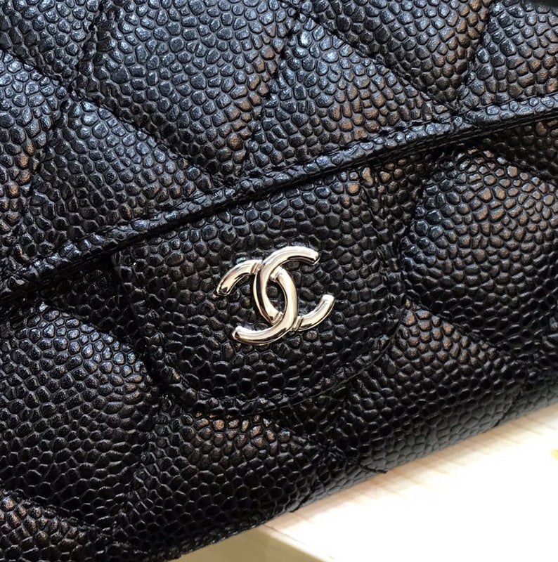 Zivas Charm Elevated Essentials Everyday Handbag (Timeless Wardrobe Addition) – Full Silhouette