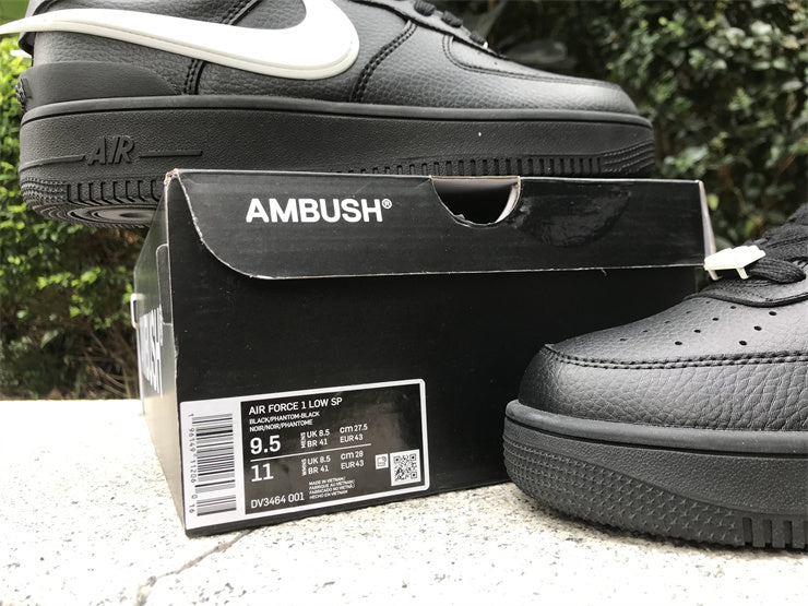 Nike fresh white-and-black luxury sneakers view 12 signature lace-up style