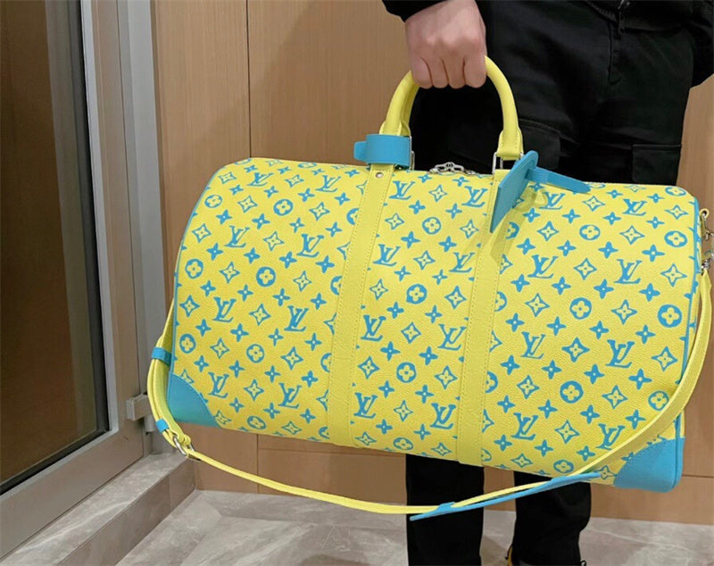  Sophisticated handbag carried on shoulder 22